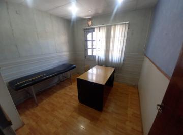 Oficina comercial de 4 ambientes, La Matanza · Oficina 1er Piso 80 m² con Dos Baños Pleno Centro