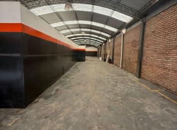 Bodega-Galpón de 5 ambientes, Lanús · Galpón Refaccionado de 330 m² y 3 Oficinas