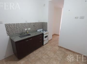 Departamento · 20m² · 1 Ambiente · Alquiler de Monoambiente con Balcón en Crucesita