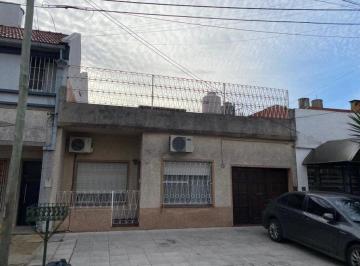Frente de la casa · Venta - Casa en Quinta Galli de 4 Ambientes con Garage, Quincho y Parrilla