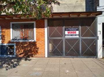 PH · 87m² · 4 Ambientes · 1 Cochera · Casa Tipo PH - con Fondo Libre y Cochera Cubierta / Oportunidad Única en Villa Bosch! Apto Crédito