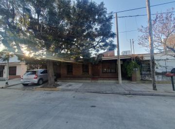 Casa de 10 ambientes, Córdoba · Venta Casa 4 Doritorios Barrio Teodoro Fels 1 Cuadra Av Colon y de Duarte Quiroz