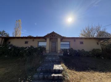 Casa · 1000m² · 7 Dormitorios · 2 Cocheras · Casa en La Quebradita Sobre Ruta 305