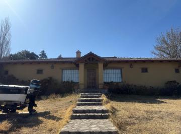 Casa · 1000m² · 7 Dormitorios · 2 Cocheras · Casa en La Quebradita Sobre Ruta 305