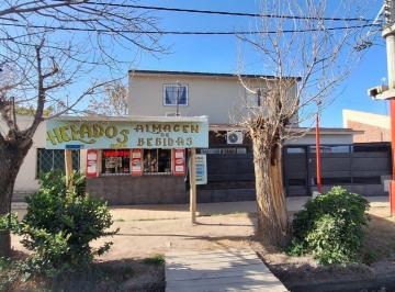 Casa de 6 ambientes, Las Heras · Estupenda Casa Mas Departatamento en Las Heras