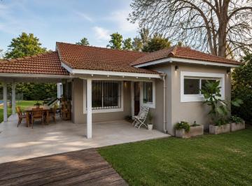 Casa · 90m² · 4 Ambientes · 3 Cocheras · Casa en Venta en Mapuche Country Club, Pilar, G. B. a. Zona Norte