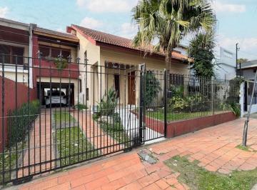 Casa · 170m² · 3 Ambientes · 3 Cocheras · Casa 4 Ambientes - San Antonio de Padua Sur