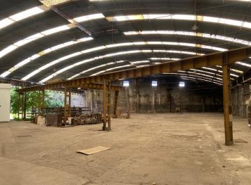 Depósito · 1500m² · 4 Ambientes · 2 Cocheras · Depósito en Piñeyro