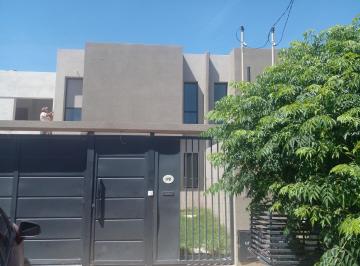 PH de 4 ambientes, Centenario · Alquilo Dúplex de Dos Dorm. en Barrio Tierra Mansa