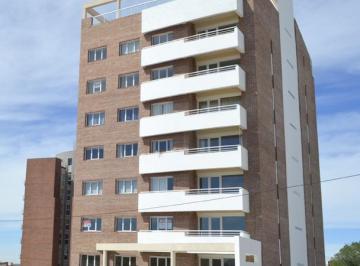 Departamento de 4 ambientes, Neuquén · En Alquiler Departamento Semipiso de Categoría, 3 Dorm. Leloir 985 Nqn