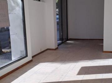 Salon · Local - Centro
