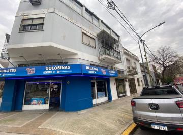 ARI-ARI-2732_2 · Venta en Block 2 Locales + Vivienda en Esquina