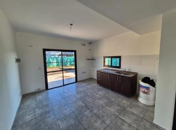 Casa · 72m² · 3 Ambientes · 1 Cochera · Dúplex 3 Ambientes en Moreno