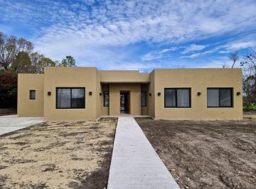 Casa · 240m² · 6 Ambientes · 3 Cocheras · Lj Ramos | Vende | Casa a Estrenar | Barrio Cerrado Lago de Manzanares | Pilar