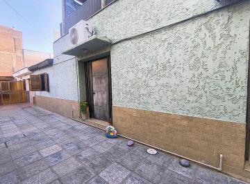 Departamento · 107m² · 4 Ambientes · Casa Interna con Terraza Propia - Calle Rivadavia, Godoy Cruz