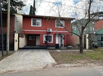 Casa · 153m² · 5 Ambientes · 2 Cocheras · Casa a La Venta en Don Torcuato