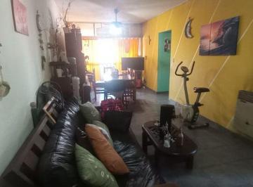 Departamento · 76m² · 4 Ambientes · Departamento Venta 4 Amb. Claypole