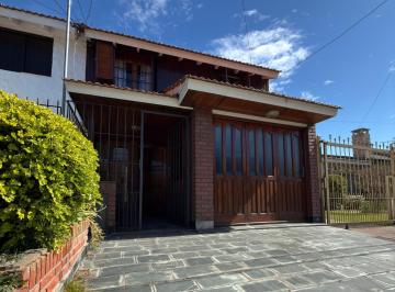 Casa · 94m² · 3 Ambientes · 1 Cochera · Venta Duplex 3 Amb con Garage/patio Apto Credito - Barrio Constitucion