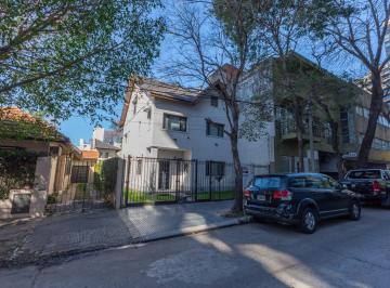 Casa · 330m² · 6 Ambientes · 2 Cocheras · Casa en Venta en La Lucila, de Libertador Al Rio Como a Estrenar.