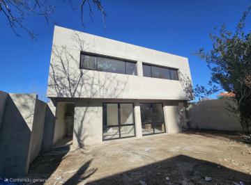 Departamento · 85m² · 5 Ambientes · 1 Cochera · Duplex a Estrenar - Bº Pellegrini - Excelente Ubicación