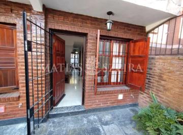 Casa · 60m² · 4 Ambientes · 1 Cochera · Triplex en San Bernardo