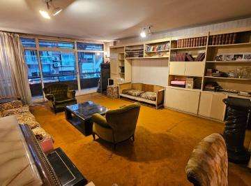 Departamento · 151m² · 4 Ambientes · 4 Ambientes Palermo Patio y Balcon Al Frente Para Refaccionar