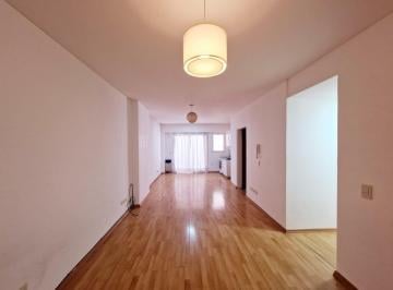 Departamento · 35m² · 1 Ambiente · En Venta! Monoambiente Amplio con Balcón y Patio – Excelente Ubicación
