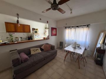 PH de 2 ambientes, Mataderos · Pieres Al 700