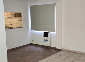 Departamento · 53m² · 5 Ambientes · En Venta! Dpto de 2 Dorm.! con Balcon Al Frente!
