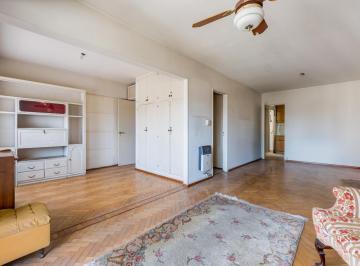 Departamento · 86m² · 4 Ambientes · 1 Cochera · Venta - Departamento de 3 Dorm. con Cochera y Baulera - Centro, Rosario.