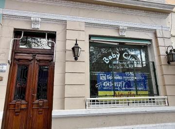 Local comercial · 100m² · 4 Ambientes · Amplio Local en Alquiler - Las Lomitas