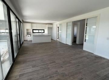 Casa · 405m² · 4 Ambientes · 2 Cocheras · Venta Casa en Vila Marina 2 Villanueva Tigre Ls