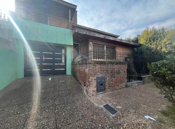 Casa de 4 ambientes, La Matanza · Chalet Sobre Dos Lotes en Esquina (Permuta y Financiacion Directa del Propietario)