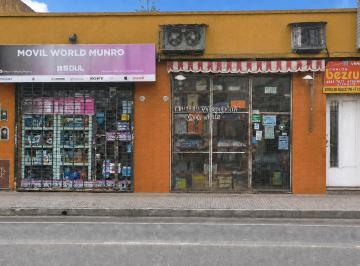 Casa · 374m² · 4 Ambientes · Venta en Block de 2 Locales con Vivienda, en Munro