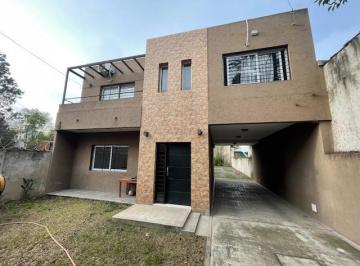 Departamento de 2 ambientes, Esteban Echeverría · Alquiler de Departamento de 2 Ambientes Dentro de Complejo en Monte Grande.