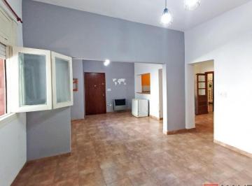 PH · 65m² · 2 Ambientes · Venta PH 3 Ambientes Al Frente con Patio y Terraza