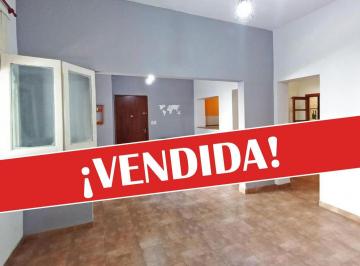 PH · 65m² · 2 Ambientes · Venta PH 3 Ambientes Al Frente con Patio y Terraza