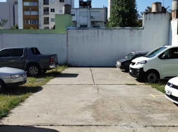 Garage · 13m² · Cochera en 60 E/5 y 6