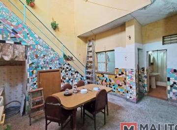 PH · 110m² · 4 Ambientes · Venta PH 4 Ambientes con Patio Cubierto y Terraza