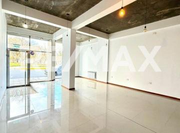 Local comercial · 77m² · Local Comercial, San Martin 425, Neuquen