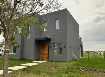 Casa de 5 ambientes, Pilar · Casa 5 Ambientes a Estrenar Barrio San Pablo Pilar