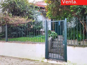 Casa · 184m² · 4 Ambientes · Casa Multifamiliar en San Fernando – Dos Unidades en Lote Propio
