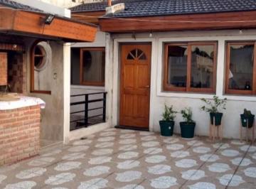 PH de 5 ambientes, Ituzaingó · PH con 3 Departamentos - Ituzaingo Centro - Ideal Uso Comercial