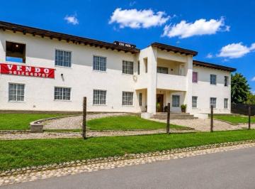 Casa de 20 ambientes, Malagueño · Residencia Premium 600 m² Sobre Lote de 2000 m² - 5 Suite - Apta Crédito