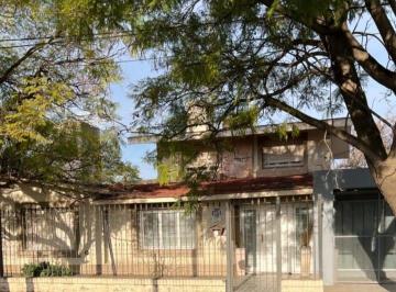 Casa de 6 ambientes, Córdoba · Alquilo Casa 3 Dorm., Cerro de Las Rosas.