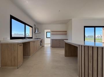 Casa de 4 ambientes, Escobar · Casa Al Lago a Estrenar · 4 Ambientes · Pileta · San Sebastián · Escobar