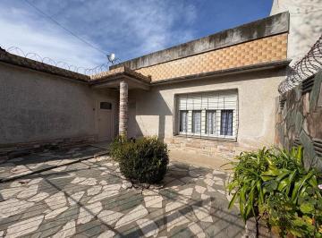 PH · 84m² · 3 Ambientes · PH en Venta Zarate