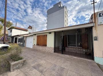 PH · 85m² · 3 Ambientes · 1 Cochera · Casa en Venta Campana
