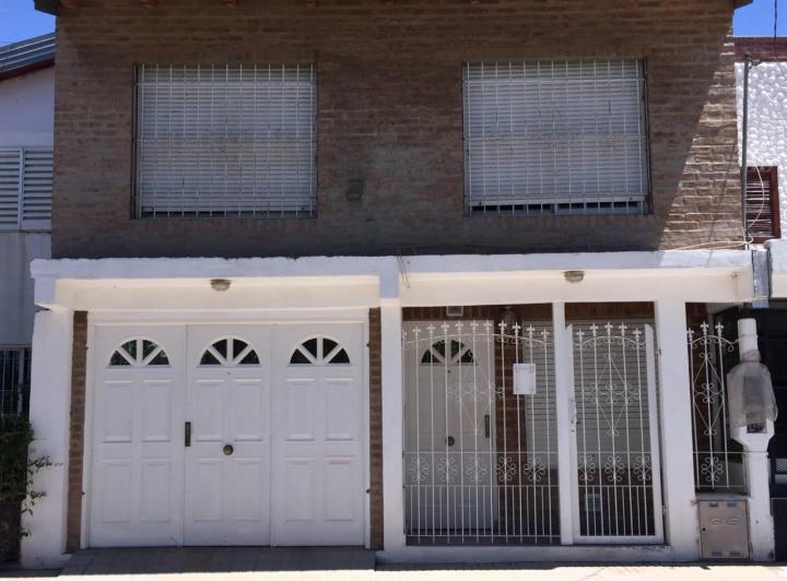 PH · 163m² · 6 Ambientes · 1 Cochera