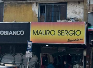 Local comercial · 98m² · Local Comercial Moron Centro